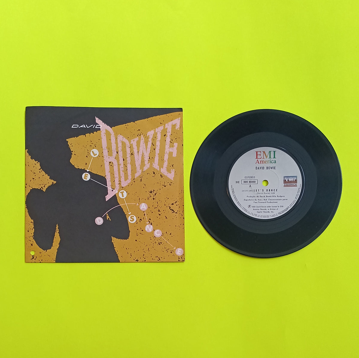 David Bowie - Let's Dance / Cat People (Brazil) - 1983 - 31C 006 86660 Used - EX - 7" Vinyl