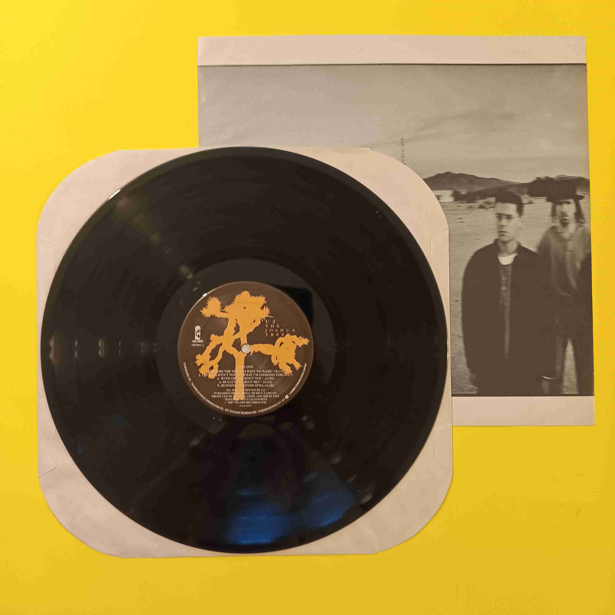 U2 - The Joshua Tree w. Poster Insert - 1987 - 90581-1 Used - VG++ - Vinyl