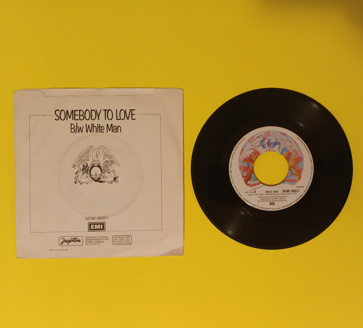 Queen - Somebody To Love / White Man - 1976 - Yugoslavia SEMI 88921 Used - VG++ - 7" Vinyl