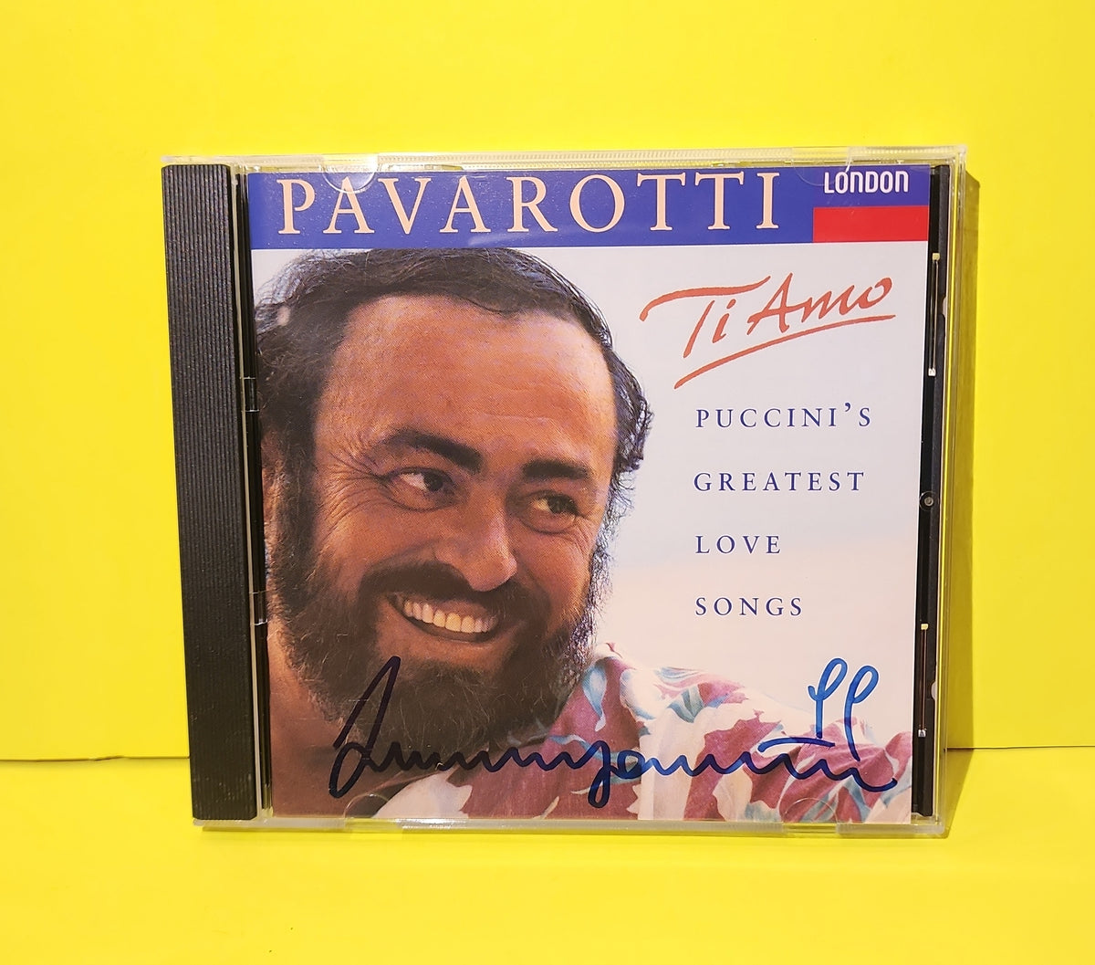 Pavarotti, Puccini - Ti Amo (Puccini's Greatest Love Songs) Autographed  - 425 099-2 Used - EX - CDs