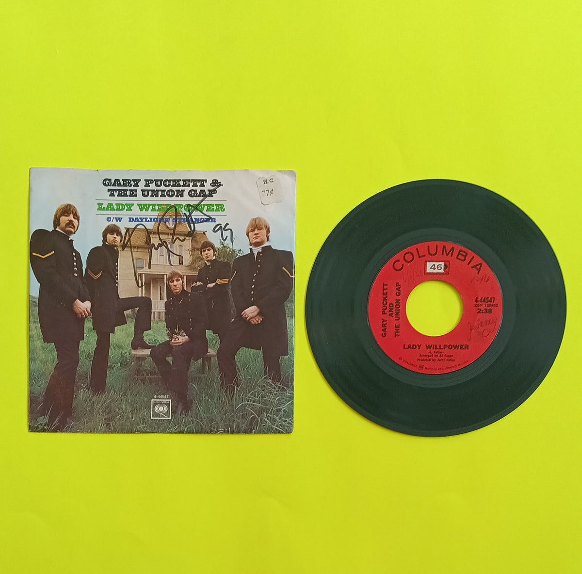 Gary Puckett and the Union Gap - Lady Willpower / Daylight Stranger AUTOGRAPHED - 1968 - 4-44547 Used - VG+ - 7" Vinyl