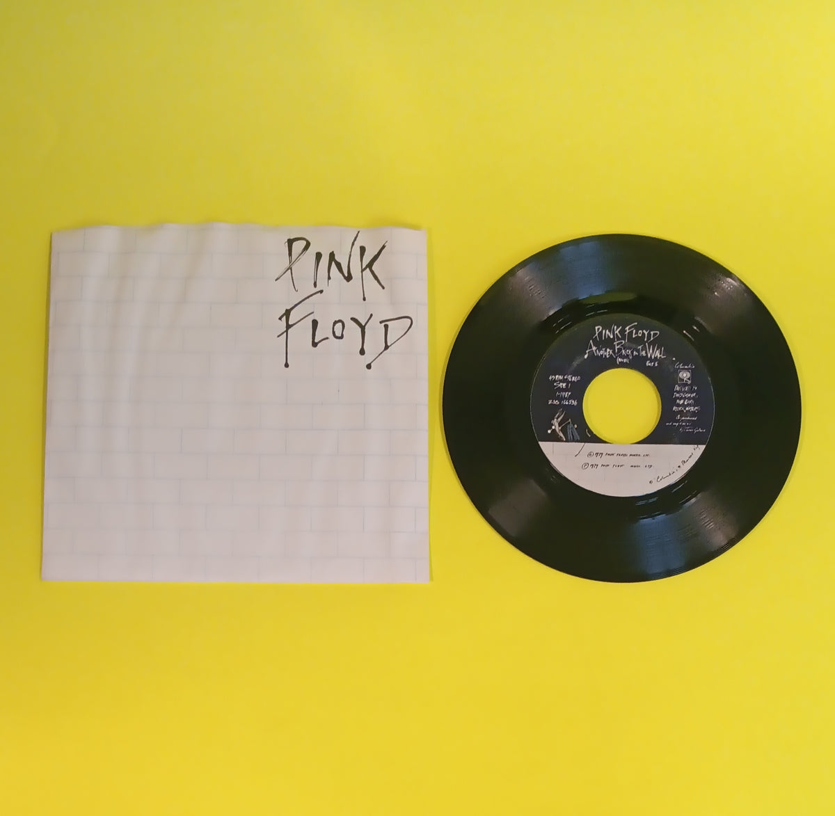 Pink Floyd  - Another Brick in the Wall (part ii) 7" - 1979 - 1-11187 Used - VG++ - Vinyl