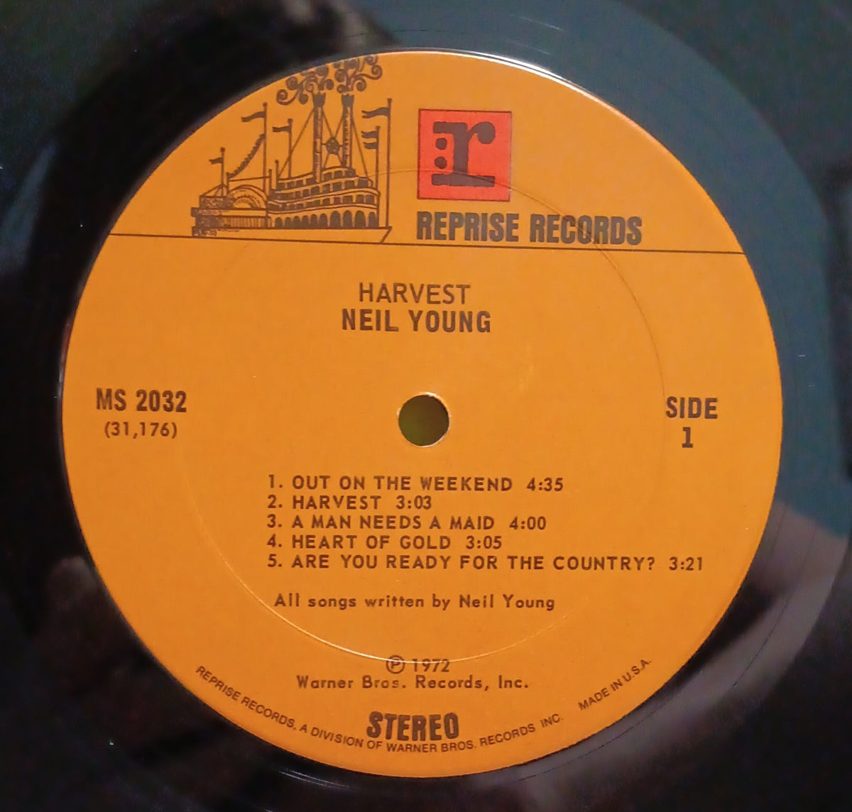 Neil Young - Harvest w. Insert - 1972 - MS 2032 Used - VG++ - Vinyl