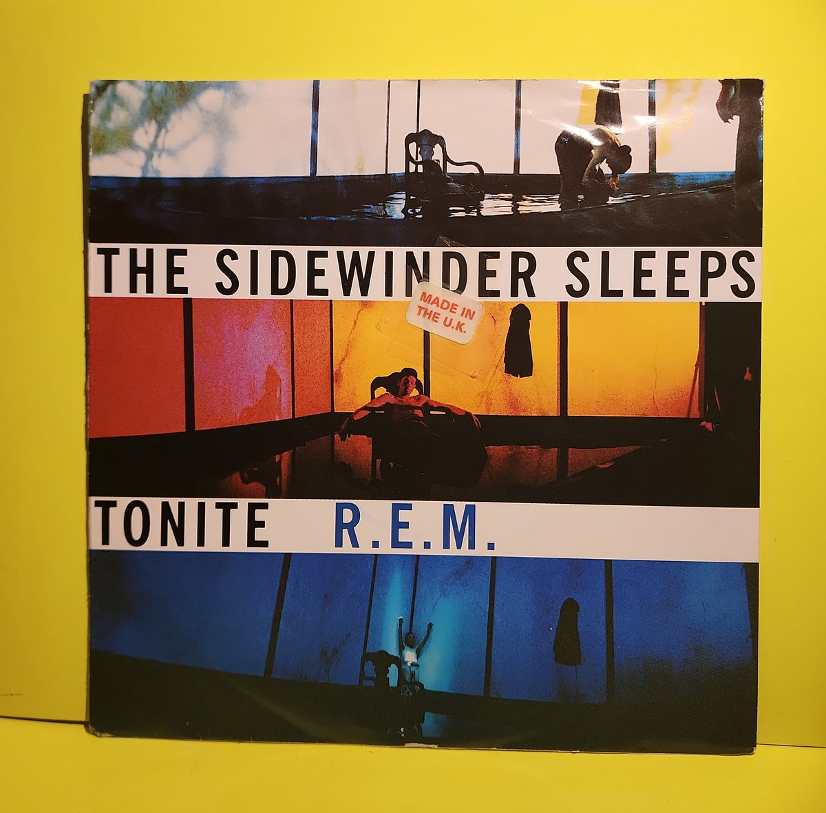 R.E.M. - 7" UK The Sidewinder Sleeps Tonite - 1993 - WO 152 Used - VG++ - Vinyl