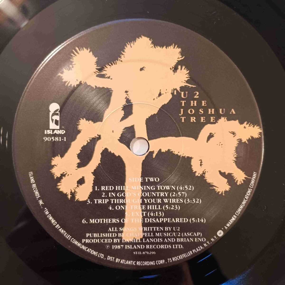 U2 - The Joshua Tree w. Poster Insert - 1987 - 90581-1 Used - VG++ - Vinyl