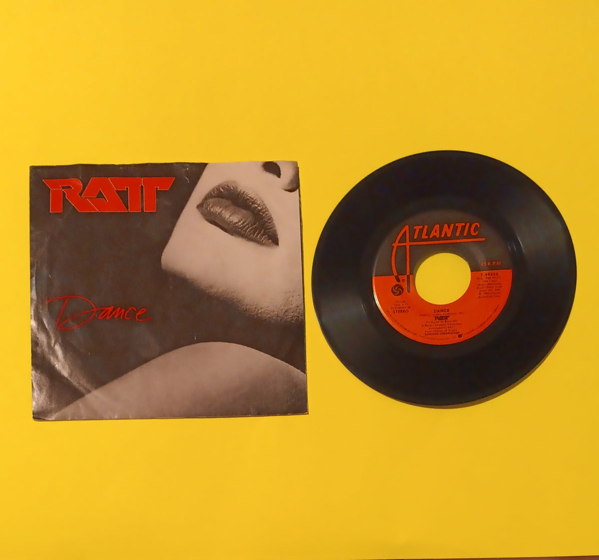 Ratt - Dance / Take a Chance - 1986 - 7-89354 Used - VG++ - 7" Vinyl