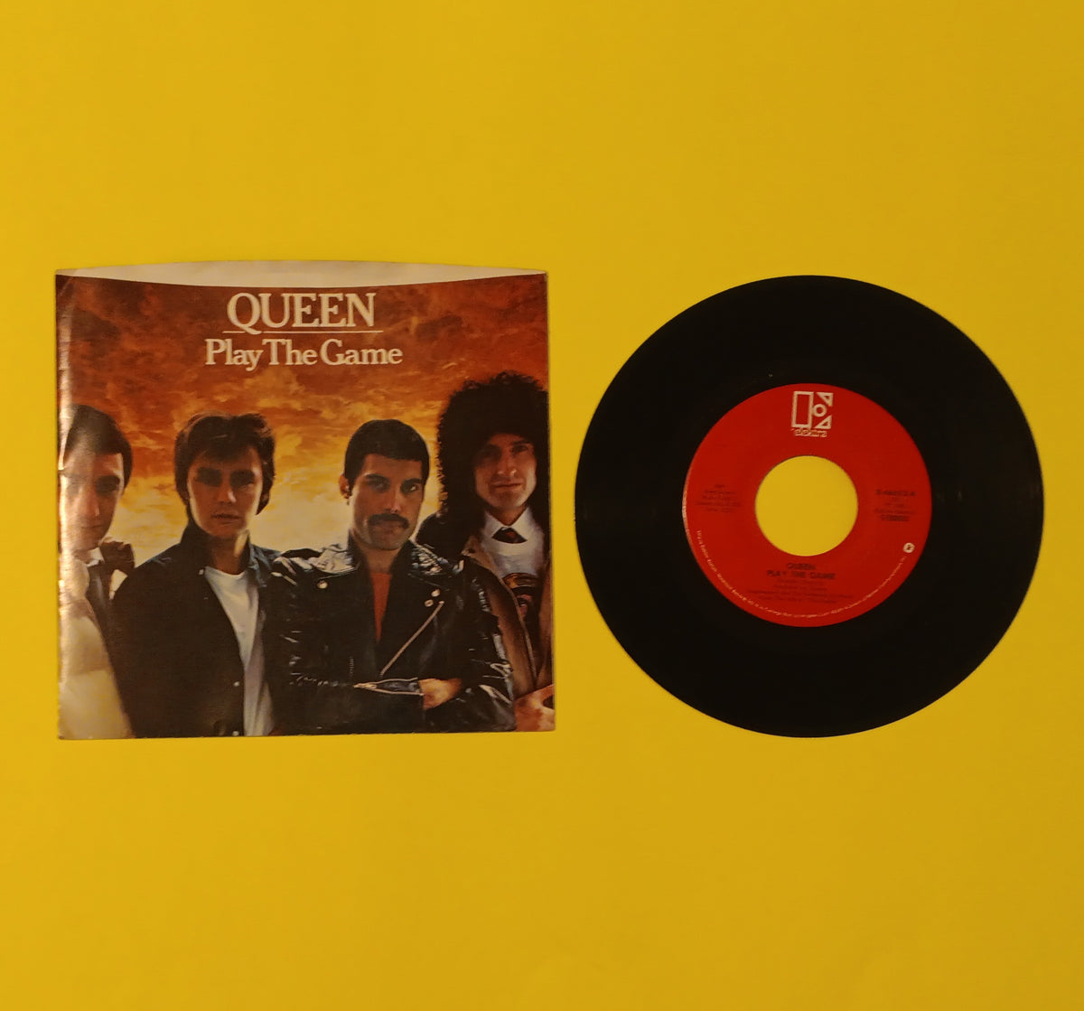 Queen - Play the Game / A Human Body  - 1980 - E-46652 Used - EX - 7" Vinyl