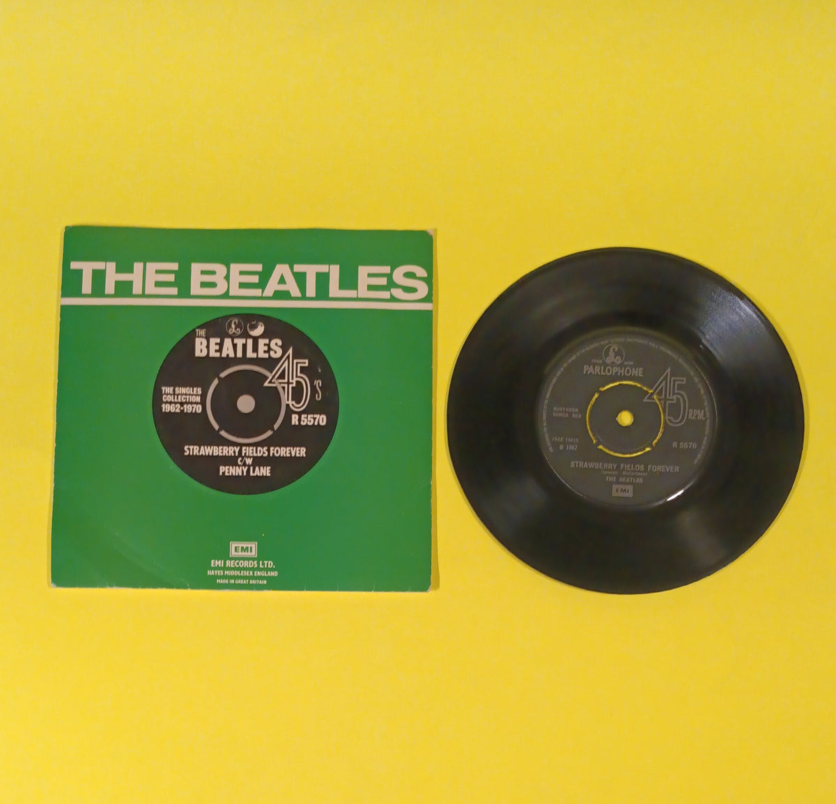 The Beatles  - Strawberry Fields Forever / Penny Lane (UK 7") - 1976 - R 5570 Used - VG+ - Vinyl