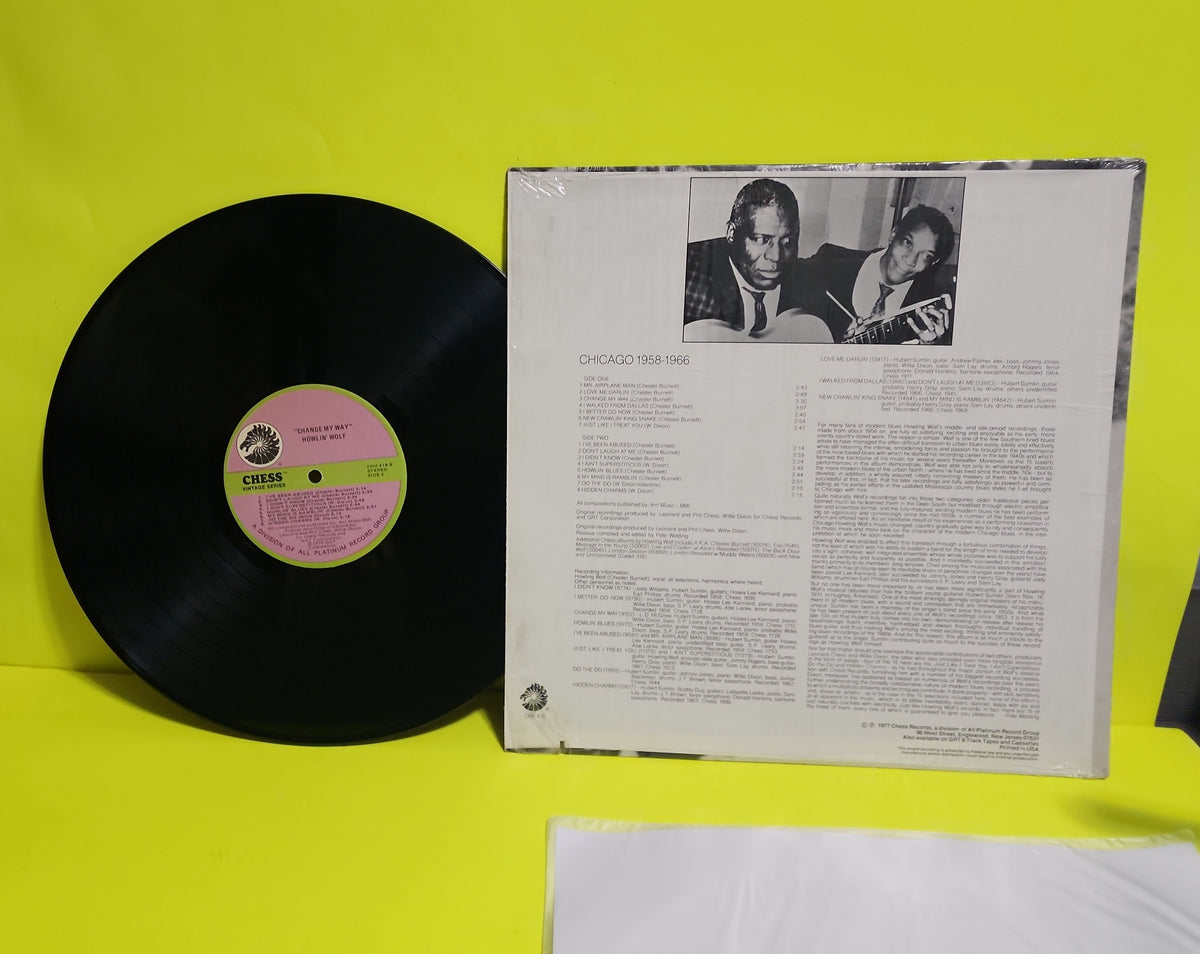 Howlin' Wolf - Change My Way / Still in its Original Shrink.  - 1975 - CHV 418 Used - VG++ - Vinyl