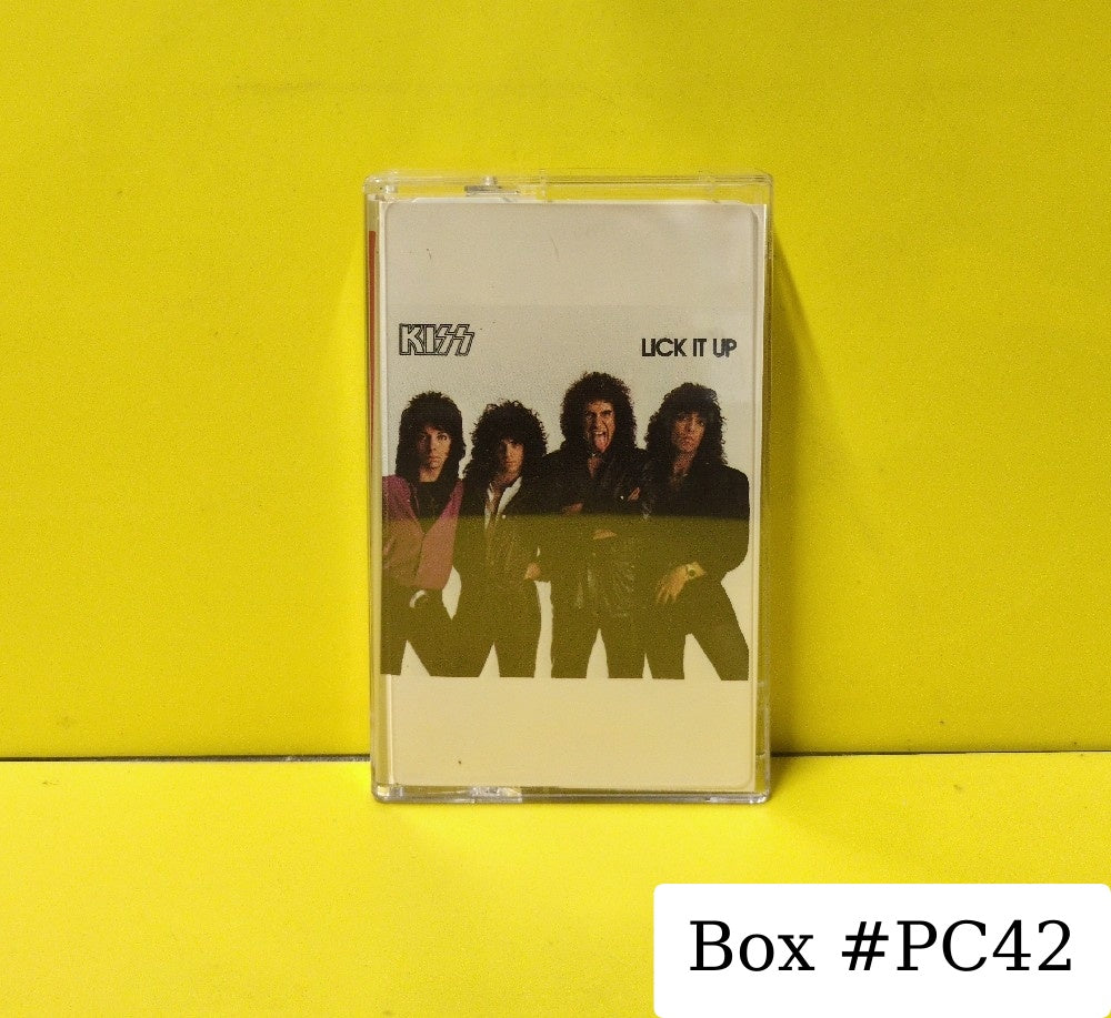 Kiss - Lick It Up - 1983 - 814 297 4M1 - Used - EX - Cassettes - CRC Club Edition - Beige Tape Shell