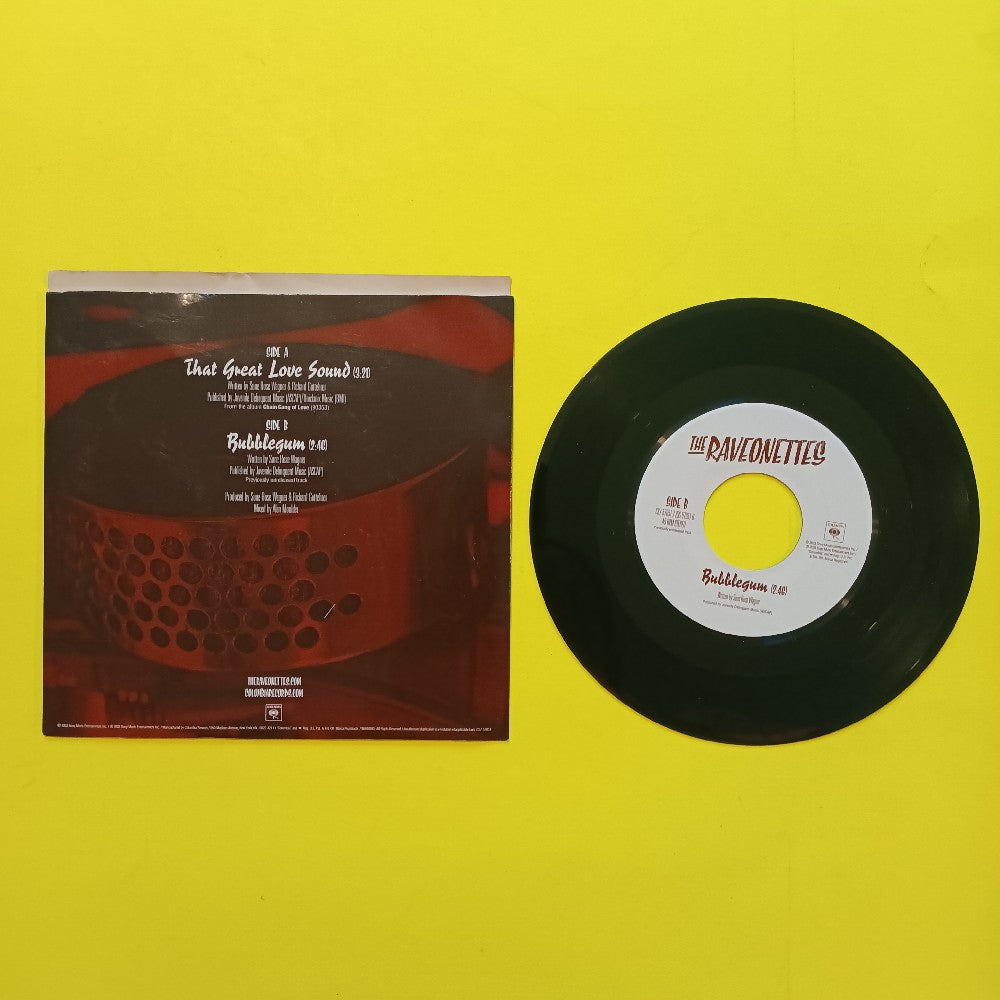 The Raveonettes - That Great Love Sound 7" - 2003 - CS7 57051 - Used - VG++ - Vinyl
