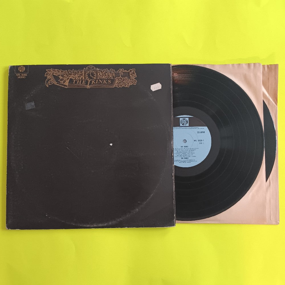 The Kinks - The Kinks / Self Titled OG UK Mono - 1970 - NPL 18326 - Used - VG++ - Vinyl