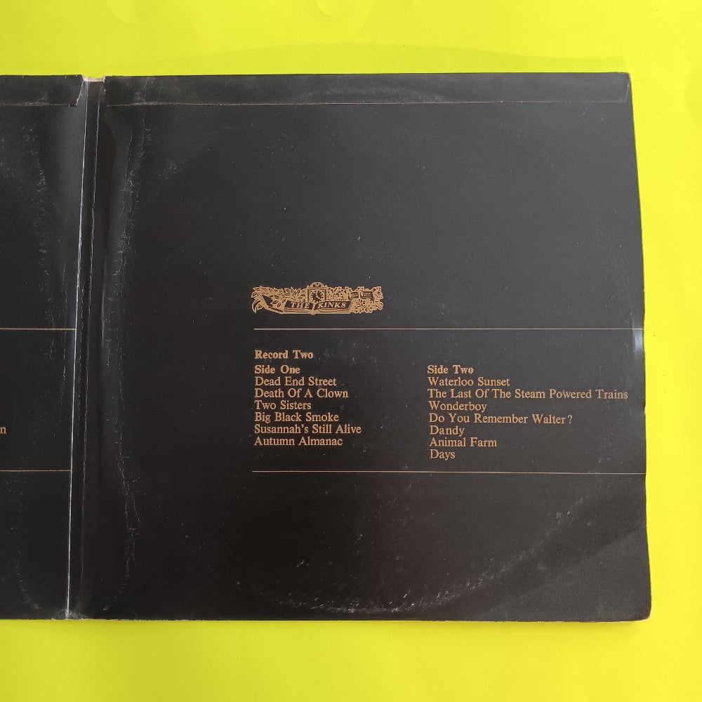 The Kinks - The Kinks / Self Titled OG UK Mono - 1970 - NPL 18326 - Used - VG++ - Vinyl