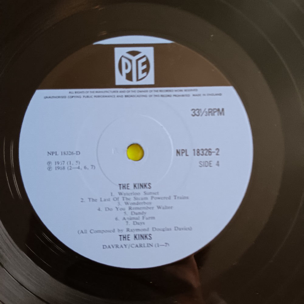 The Kinks - The Kinks / Self Titled OG UK Mono - 1970 - NPL 18326 - Used - VG++ - Vinyl
