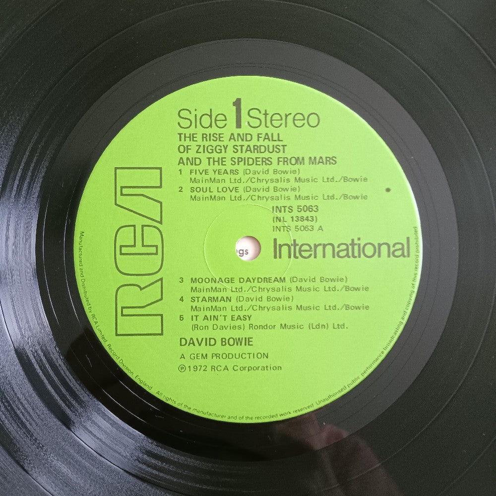David Bowie - Ziggy Stardust & The Spiders From Mars UK - 1980 - INTS 5063 - Used - VG++ - Vinyl
