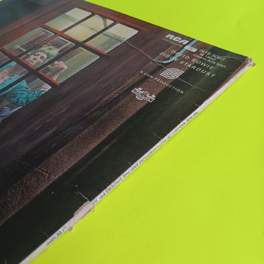 David Bowie - Ziggy Stardust & The Spiders From Mars UK - 1980 - INTS 5063 - Used - VG++ - Vinyl