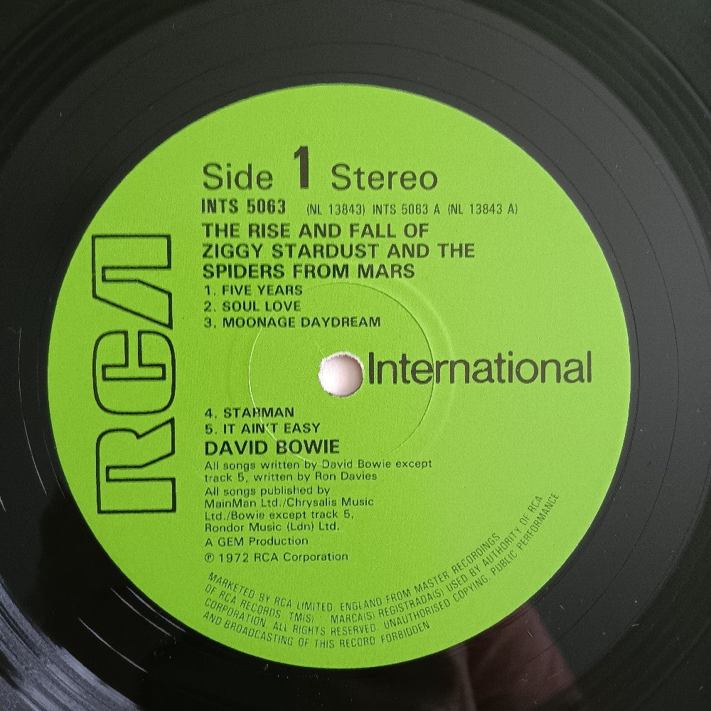 David Bowie - Ziggy Stardust & The Spiders From Mars UK - 1980 - INTS 5063 - Used - VG++ - Vinyl