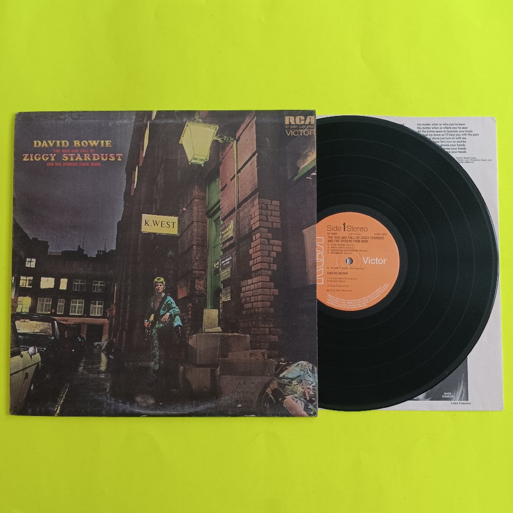 David Bowie - Ziggy Stardust & The Spiders From Mars UK OG - 1972 - SF 8287 - Used - VG+ - Vinyl