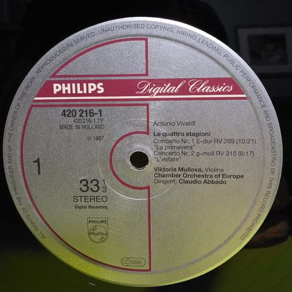 Vivaldi – Viktoria Mullova, Chamber Orchestra of Europe, Claudio Abbado - Le Quattro Stagioni = The Four Seasons = Die Vier Jahreszeiten / Concerto Per L’orchestra Di Dresda - 1987 - 420 216-1 - Used - EX - Vinyl