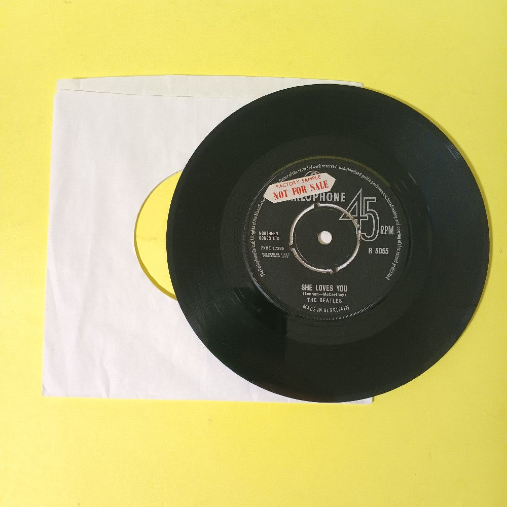 The Beatles - She Loves You / I'll Get You UK 7" 45 PROMO - 1963 - R 5055 - Used - VG+ - Vinyl