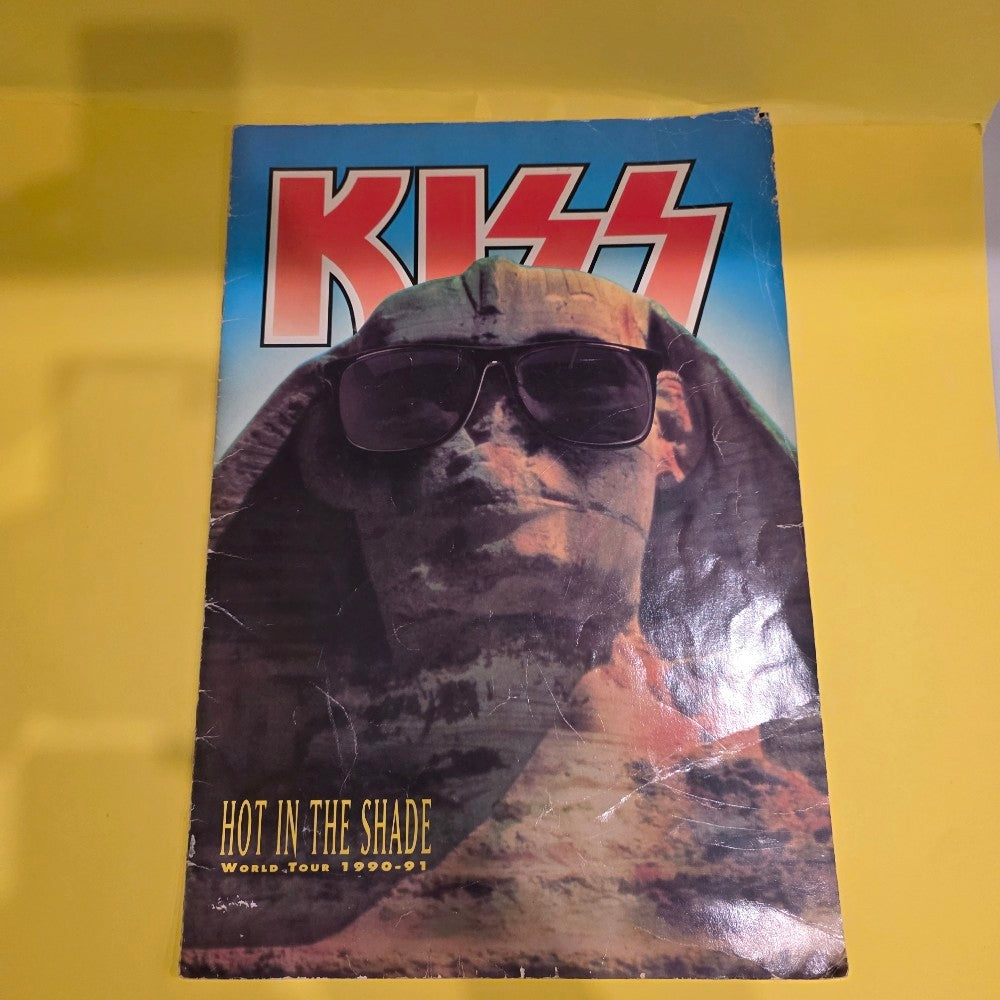 Kiss Hot In The Shade - 1990 - Used - Books