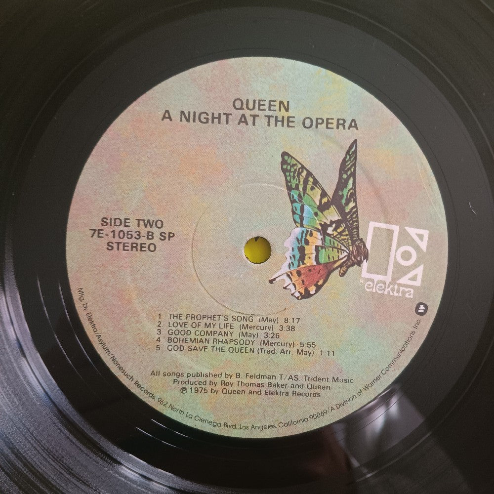 Queen - A Night At The Opera SP Embossed Cover - 1975 - 7E-1053 - Used - VG++ - Vinyl