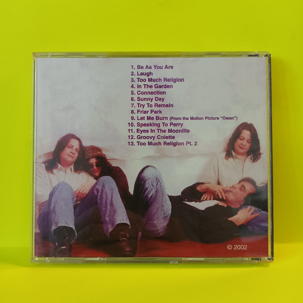 The Incredible Dollface - The World Is Full Of Surprises - 2002 - Used - EX - CDs