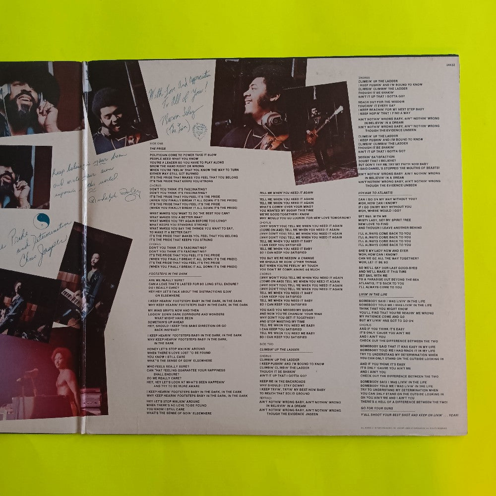 The Isley Brothers - Go For Your Guns QUAD - 1977 - PZQ 34432 - Used - VG+ - Vinyl