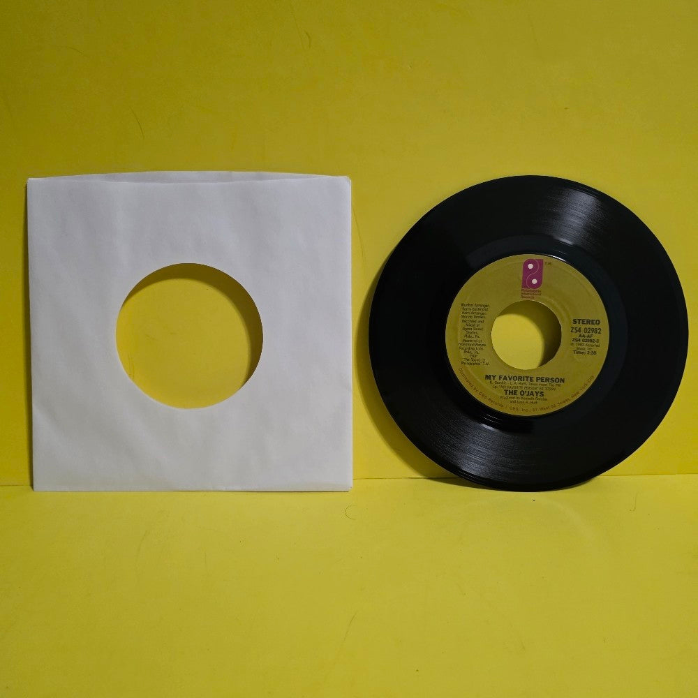 The O'Jays - My Favorite Person / One On One - 1982 - ZS4 02982 - Used - VG++ - Vinyl