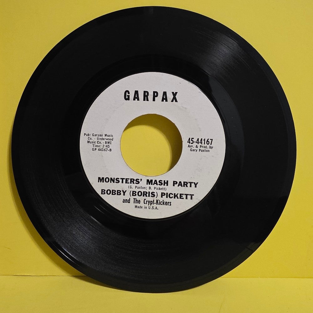 Bobby (Boris) Pickett And The Crypt-Kickers - Monster Mash - 1962 - 45-44167 - Used - VG+ - Vinyl