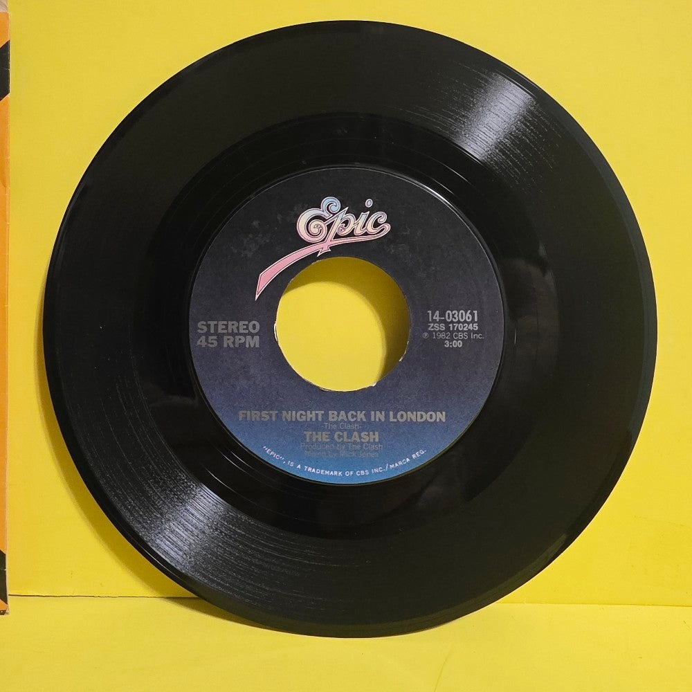 The Clash - Should I Stay Should I Go 7" - 1982 - 14-03061 - Used - VG++ - Vinyl