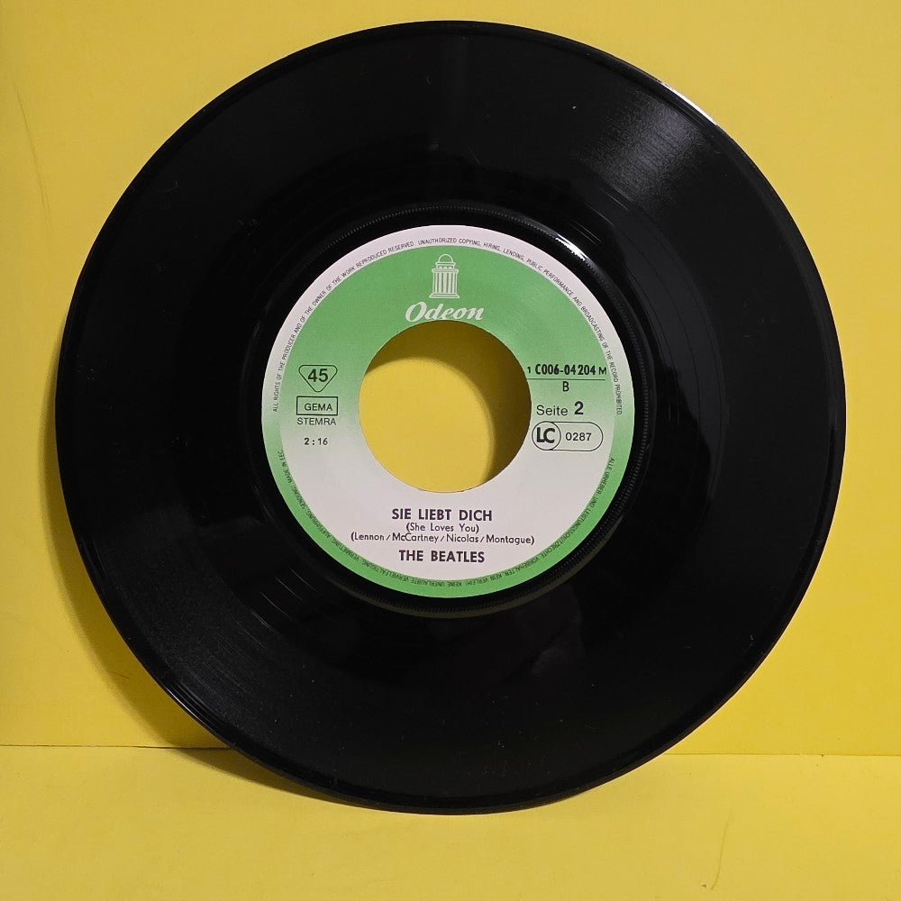 The Beatles  - Tommy, Gibson Mir Deine Hand/ Sie Liebt Dich 7" - 1976 - 1C 006-04 204 - Used - NM - Vinyl