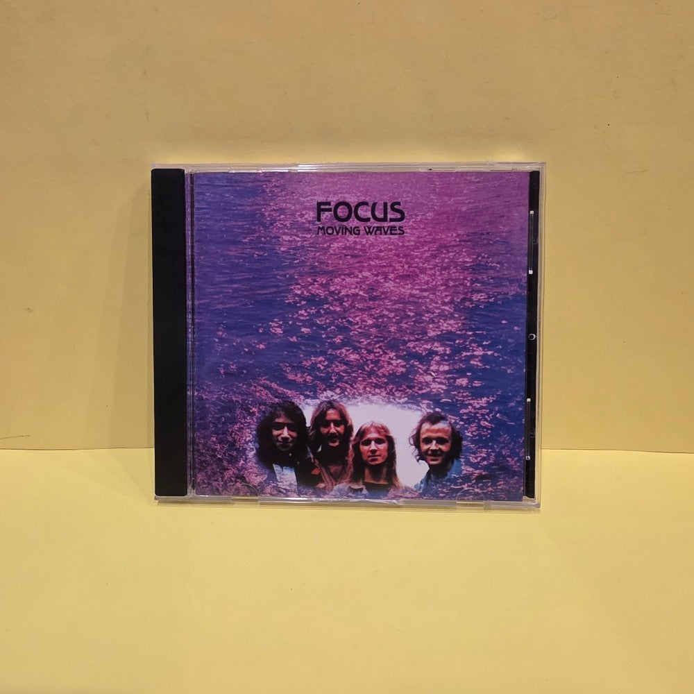 Focus  - Moving Waves - 2016 - RB 66.188 - Used - VG++ - CDs