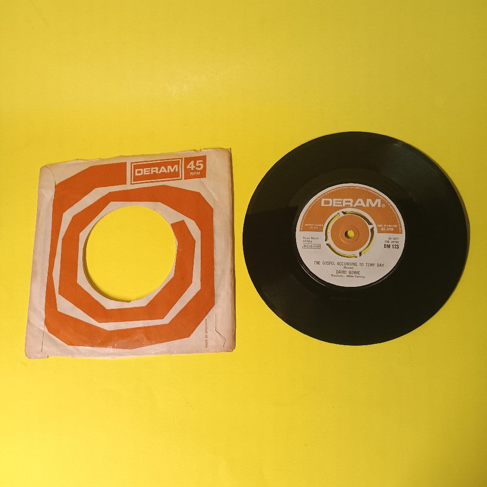 David Bowie - The Laughing Gnome UK 7" 45 - 1973 - DM 123 - Used - VG+ - Vinyl