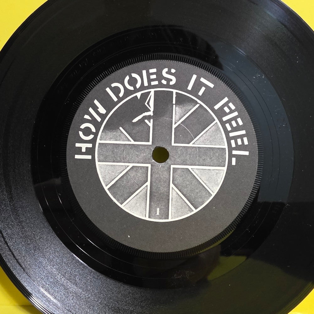 Crass - How Does It Feel / Org. Poster Sleeve  - 1982 - 221984/6 - Used - VG++ - Vinyl