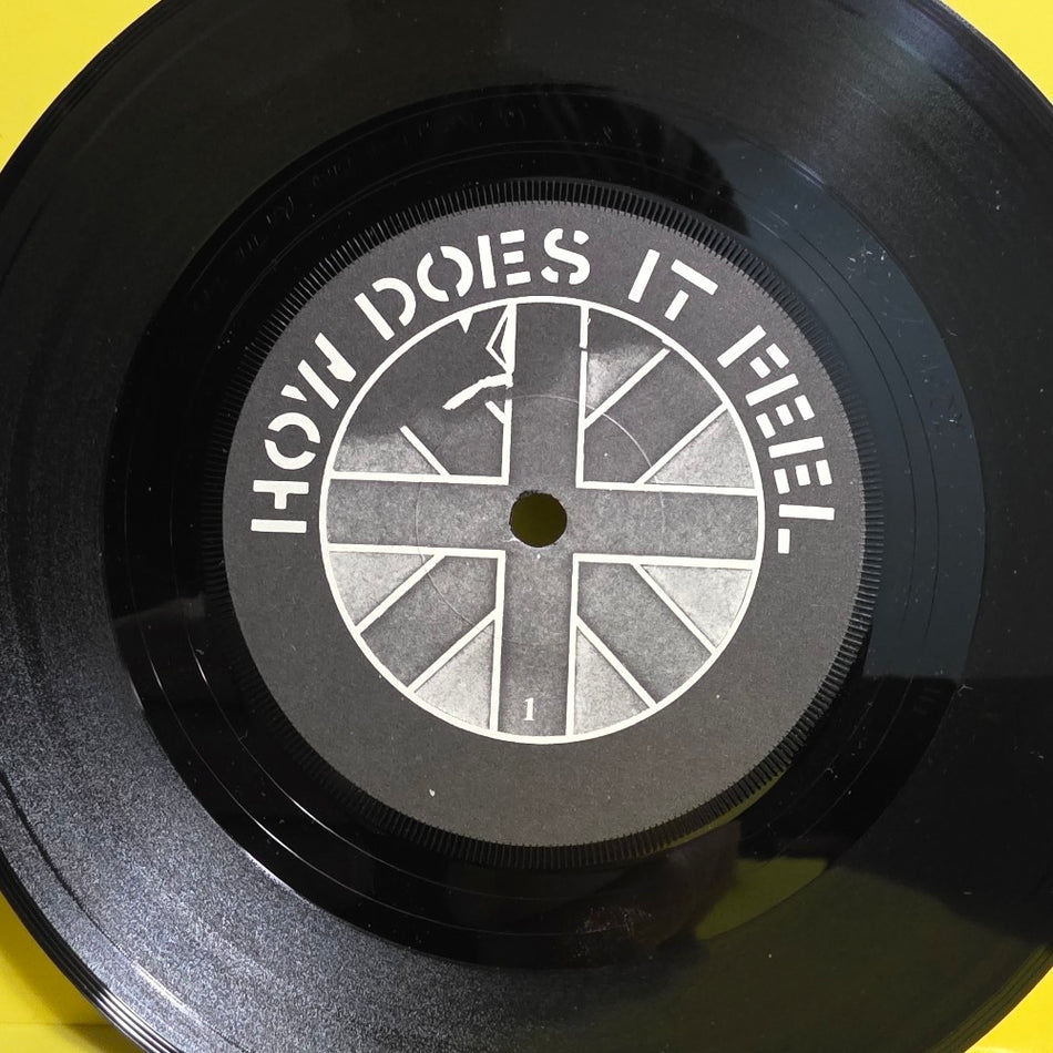 Crass - How Does It Feel / Org. Poster Sleeve  - 1982 - 221984/6 - Used - VG++ - Vinyl