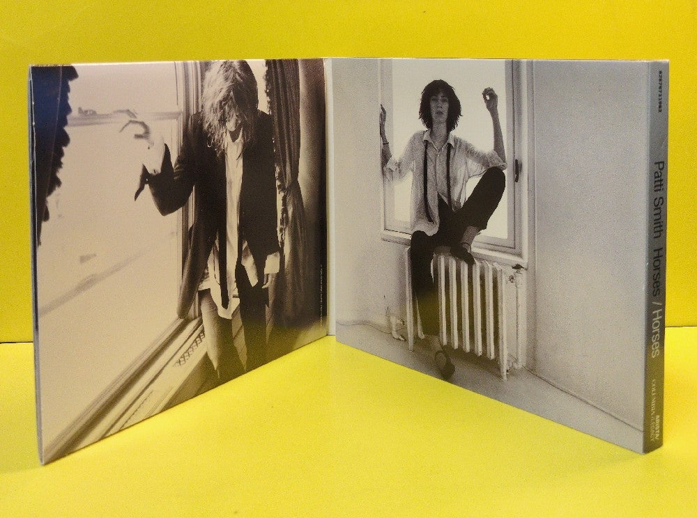 Patti Smith - Horses / Horses - 2005 - 82876711982 - Used - EX - CDs - 2xCD - Legacy Edition