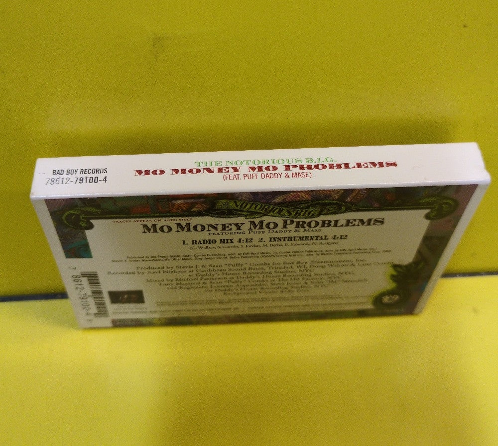 Notorious B.I.G. Featuring Puff Daddy & Mase - Mo Money Mo Problems - 1997 - 78612-79100-4 - Used - EX - Cassettes - Cassette Single - Cardboard Sleeve
