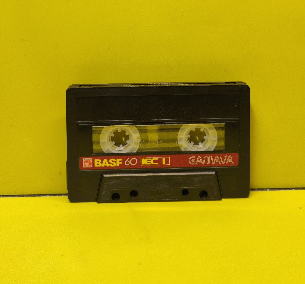 The Kentucky Headhunters - Electric Barnyard - C-9029 - Used - EX - Cassettes - U.A.E Import