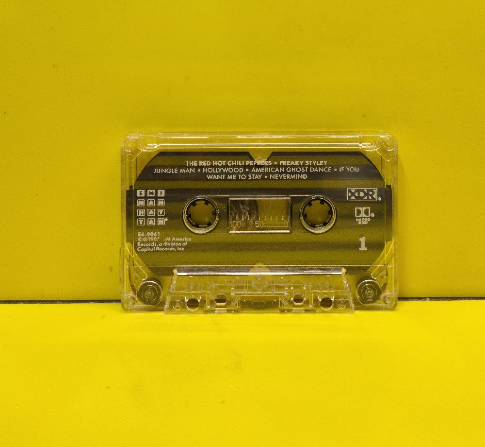 The Red Hot Chili Peppers - Freaky Styley - E4-90617 - Used - EX - Cassettes