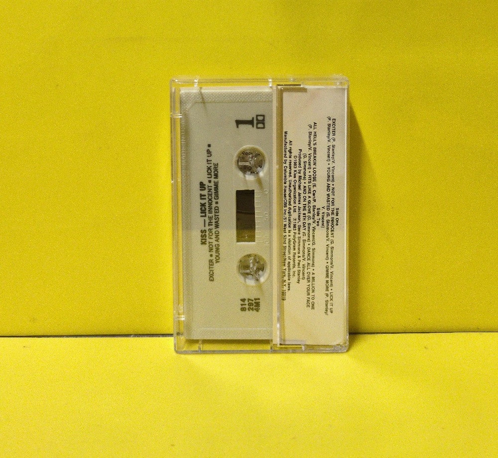 Kiss - Lick It Up - 1983 - 814 297 4M1 - Used - EX - Cassettes - CRC Club Edition - Beige Tape Shell