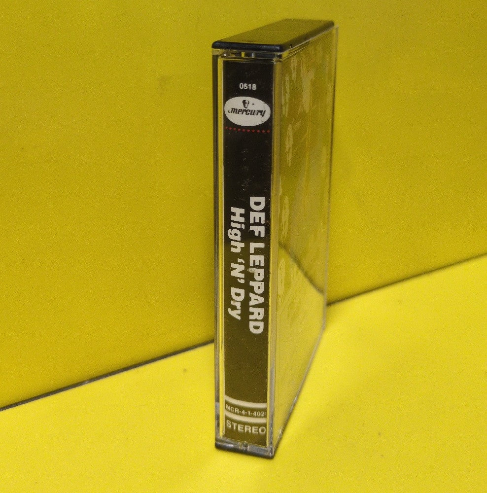 Def Leppard - High 'N' Dry - 1981 - MCR-4-1-4021 - Used - EX - Cassettes - Beige Tape Shell
