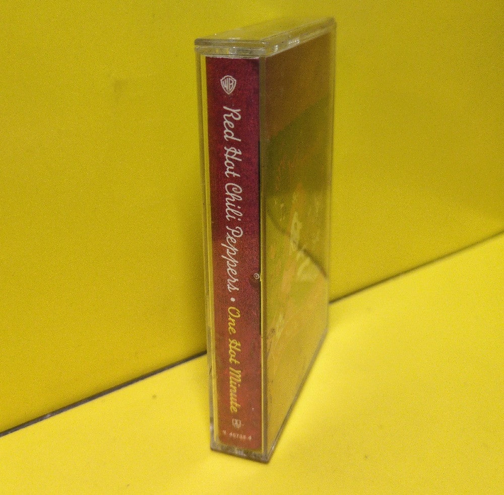 Red Hot Chili Peppers - One Hot Minute - 1995 - 9 45733-4 - Used - EX - Cassettes