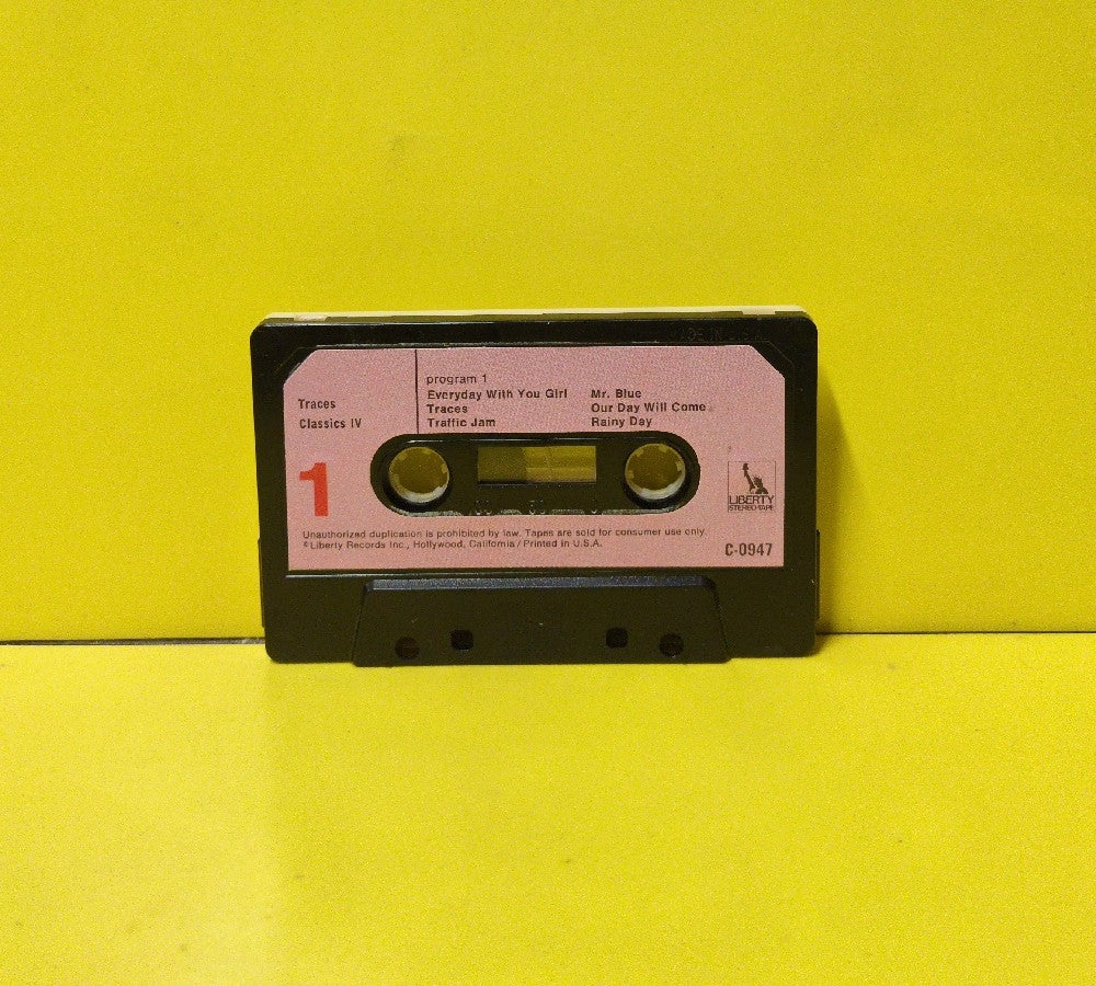 Classics IV - Traces - C-0947 - Used - EX - Cassettes - Black And White Tape Shell