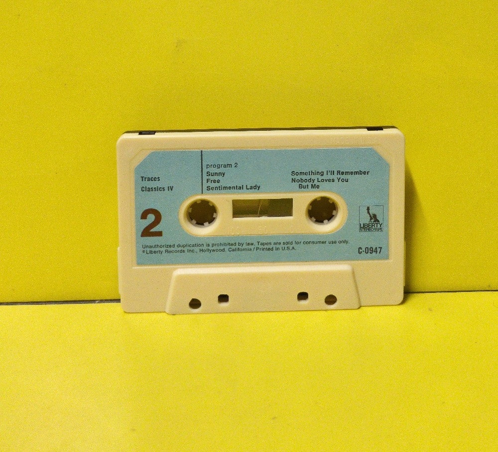 Classics IV - Traces - C-0947 - Used - EX - Cassettes - Black And White Tape Shell