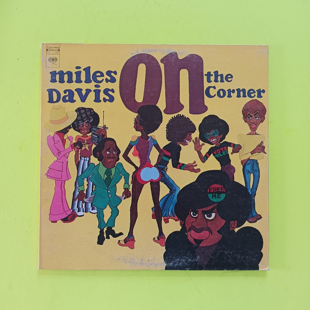 Miles Davis - On The Corner OG 1A/1A Stampers - 1972 - KC 31906 - Used - VG++ - Vinyl