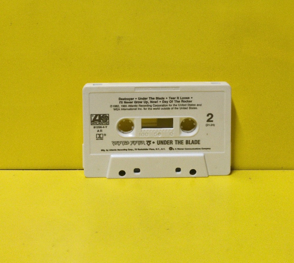 Twisted Sister - Under The Blade - 1985 - 7 81256-4-Y - Used - EX - Cassettes - "AR" - Reissue - White Tape Shell