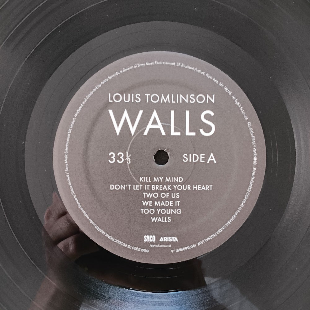 Louis Tomlinson - Walls AUTOGRAPHED - 2020 - 19075809691 - Used - VG++ - Vinyl