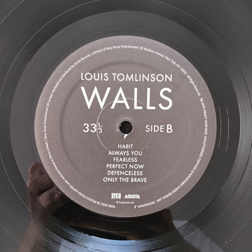 Louis Tomlinson - Walls AUTOGRAPHED - 2020 - 19075809691 - Used - VG++ - Vinyl